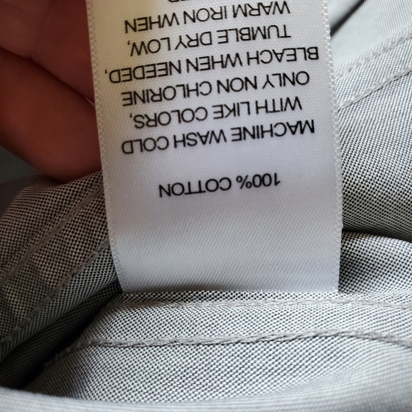 Foxcroft Gray No Iron Button Down Shirt.  Size 16 - Picture 6 of 6